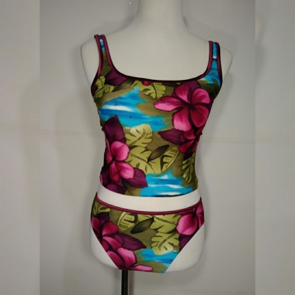 Jantzen hibiscus two piece swimsuit